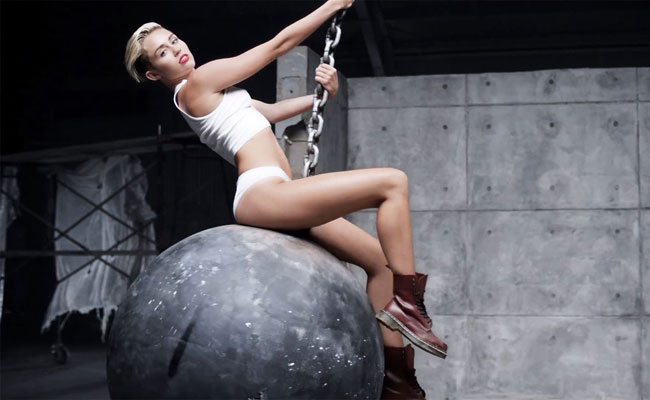 Wrecking Ball Miley Cyrus
