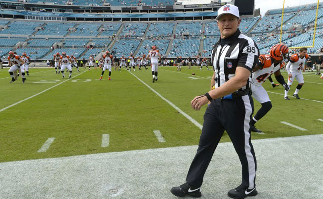 nfl referee outfit