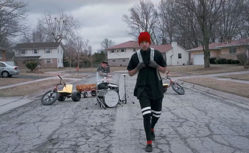 Total 40+ imagen twenty one pilots blurryface outfit