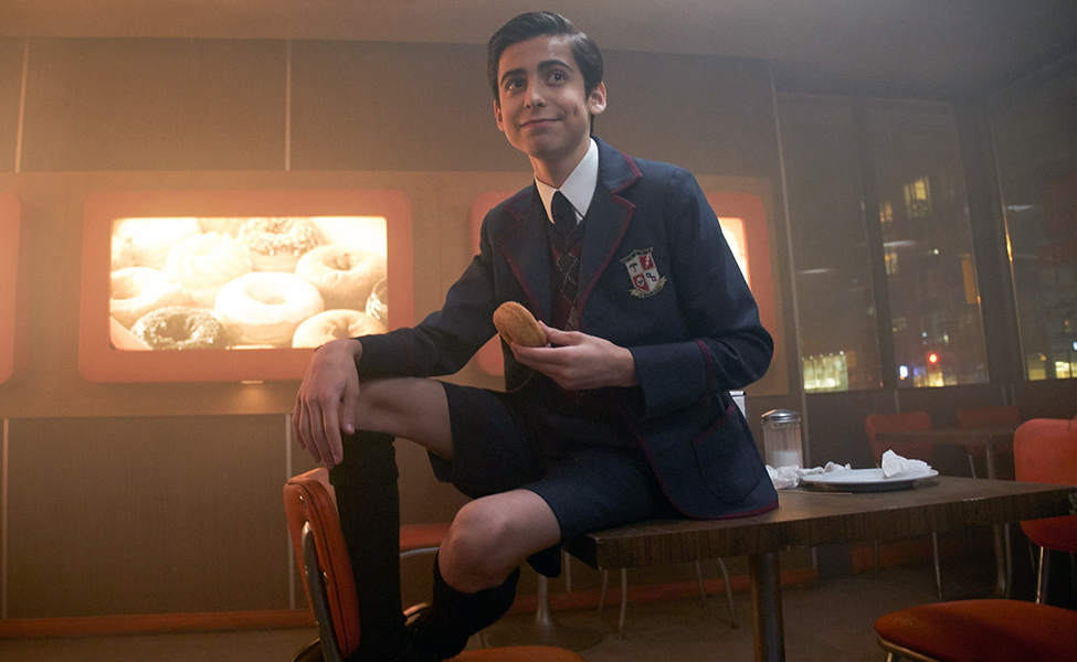 Umbrella academy clearance outfit