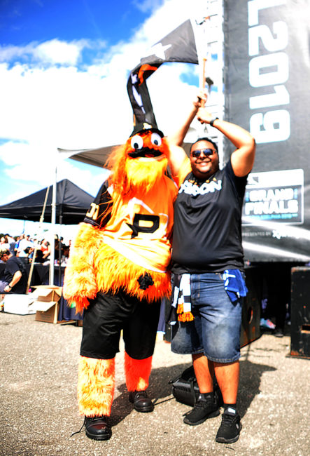 Gritty cosplay at the Overwatch League Grand Finals