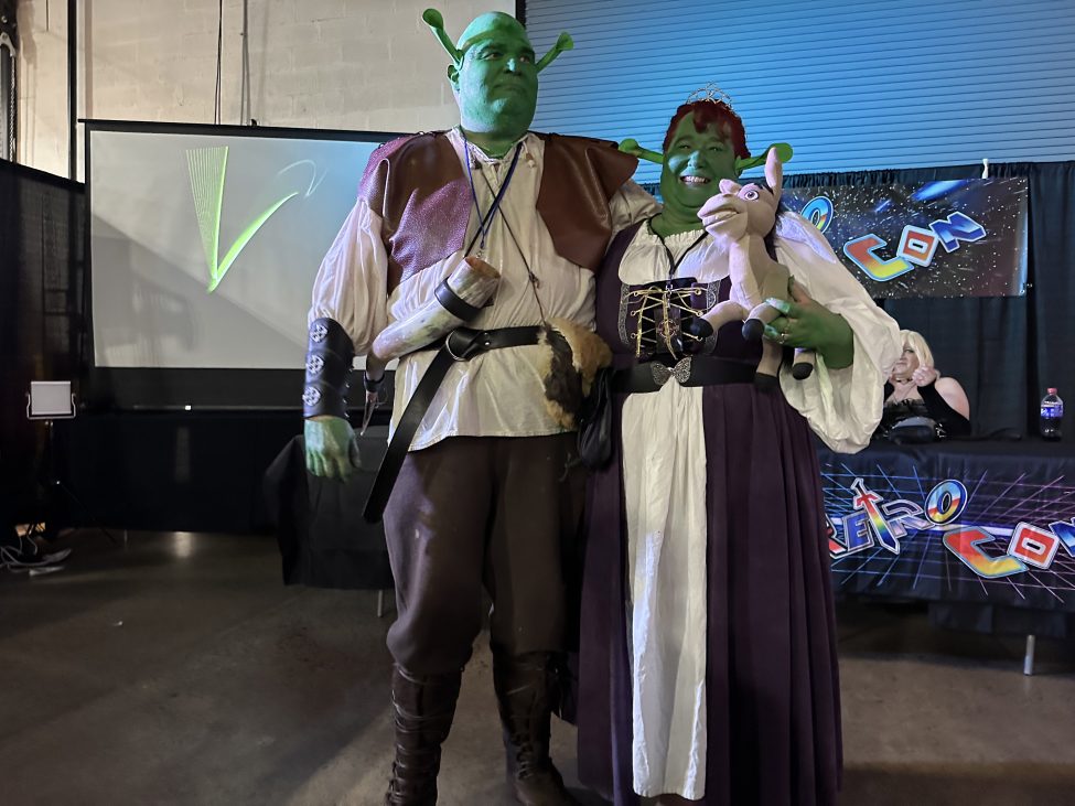 Shrek and Fiona Cosplay