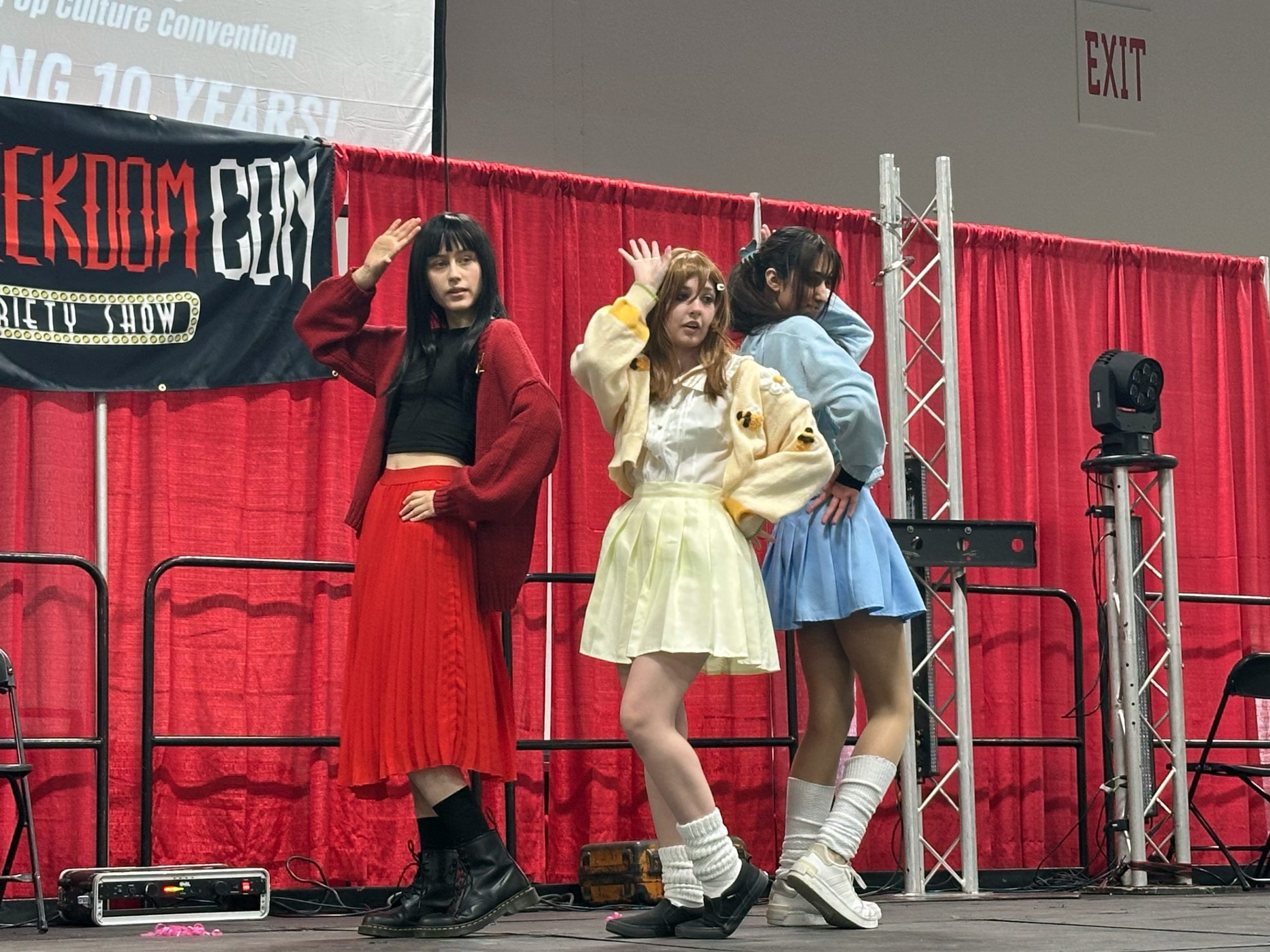 Dia Kurosawa and Hanamaru Kunik Cosplay from Love Live